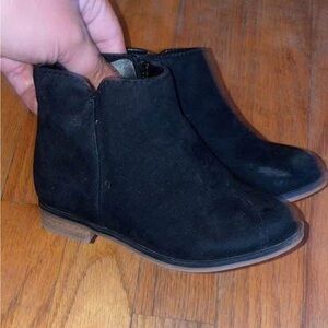 Cat & Jack Black Kids Boots